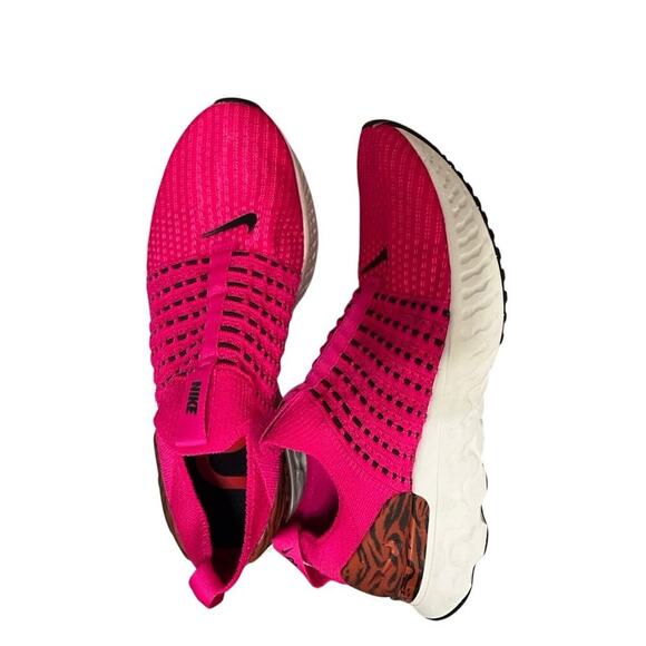 EUC Nike React Phantom Run FK 2 Pink Prime Womens running shoes slip on size 9 - Picture 4 of 11